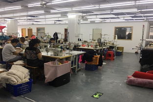 南油羽絨服加工包工包料