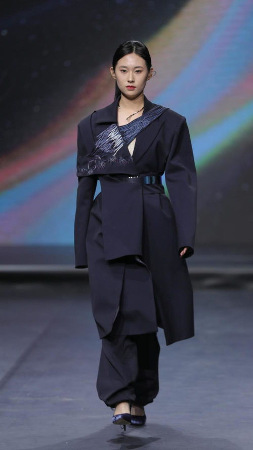 2022江服時(shí)裝藝術(shù)周︱第二十六屆 潤華獎(jiǎng) 服裝設(shè)計(jì)大賽暨凌迪style3d 江服時(shí)裝藝術(shù)周頒獎(jiǎng)典禮圓滿落幕